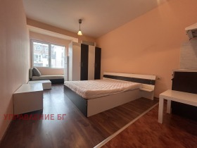 Studio Zona B-5, Sofia