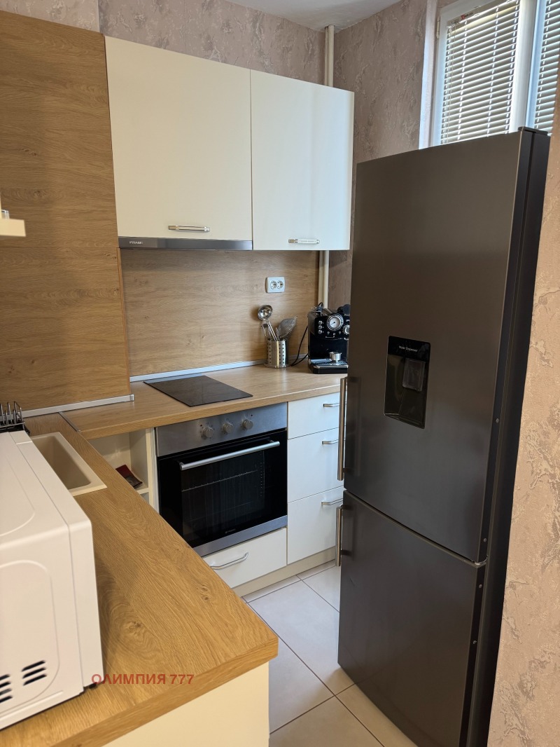 Дава под наем 2-СТАЕН, гр. Плевен, Широк център, снимка 8 - Апартаменти - 53165872