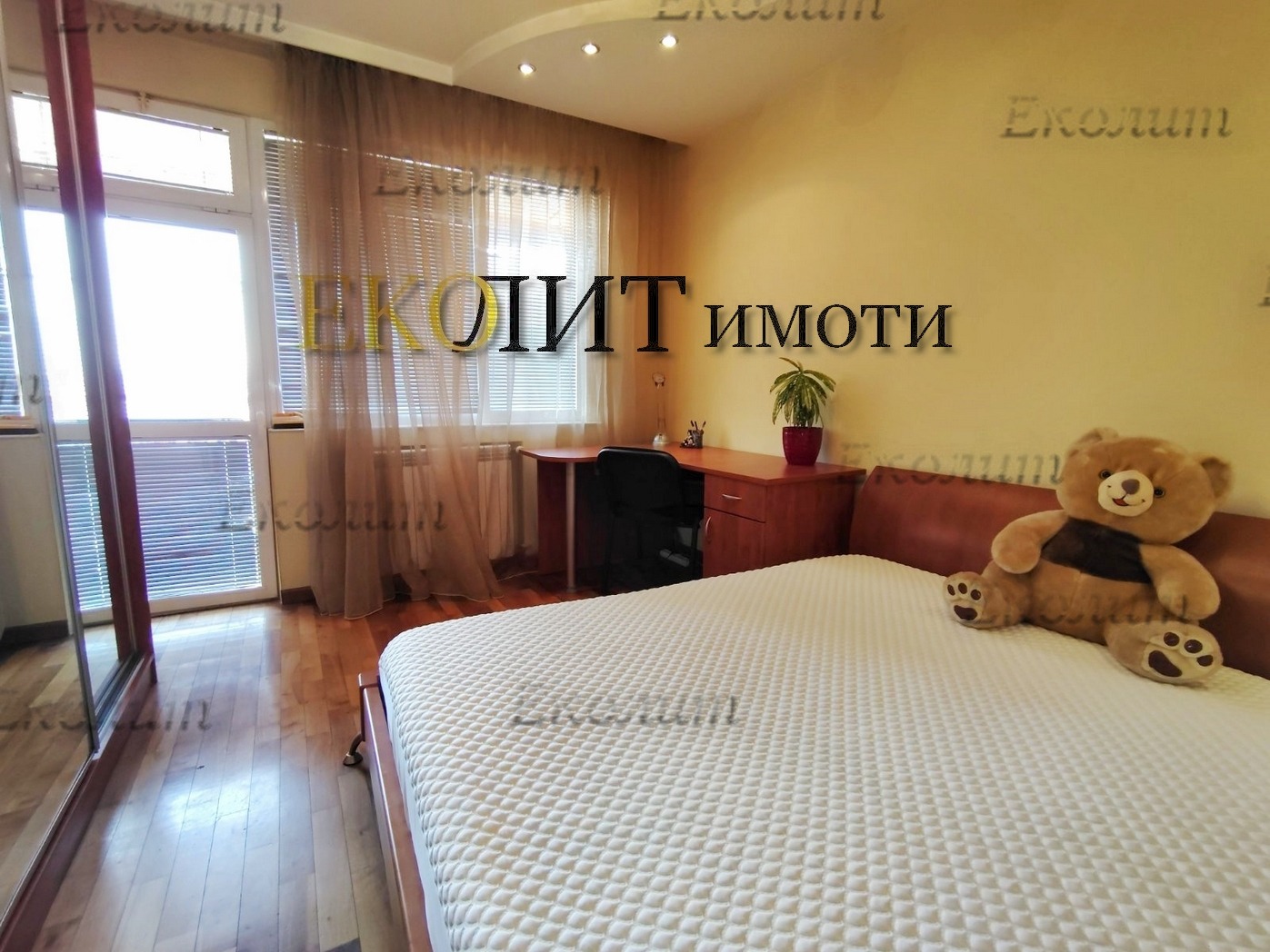 Дава под наем 3-СТАЕН, гр. София, Център, снимка 7 - Апартаменти - 55786060