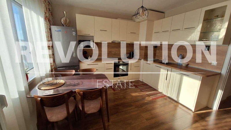 Под наем 2-СТАЕН, град Варна, Цветен квартал • 650 € • 36082800 — Holmes.bg