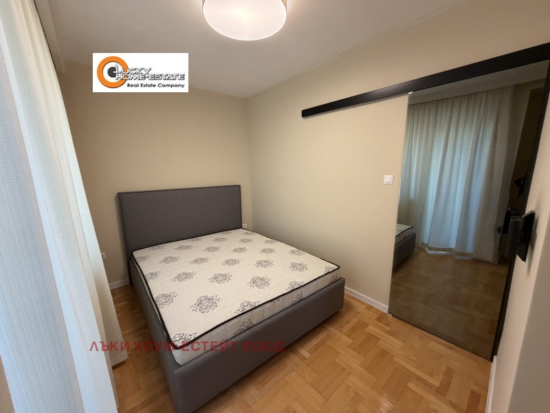 Дава под наем 2-СТАЕН, гр. София, Център, снимка 8 - Апартаменти - 53186040