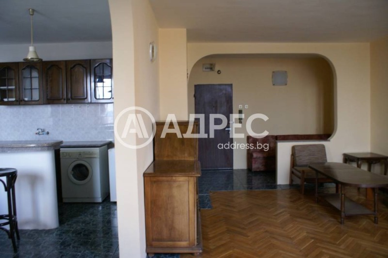 Do wynajęcia  1 sypialnia Sofia , Zona B-18 , 76 mkw | 80961627 - obraz [3]