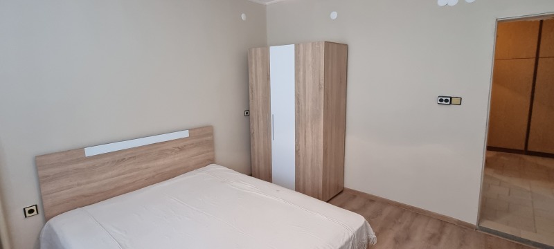 Do wynajęcia  2 sypialnie Razgrad , Centar , 110 mkw | 27300127 - obraz [15]