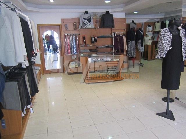 Дава под наем МАГАЗИН, гр. София, Център