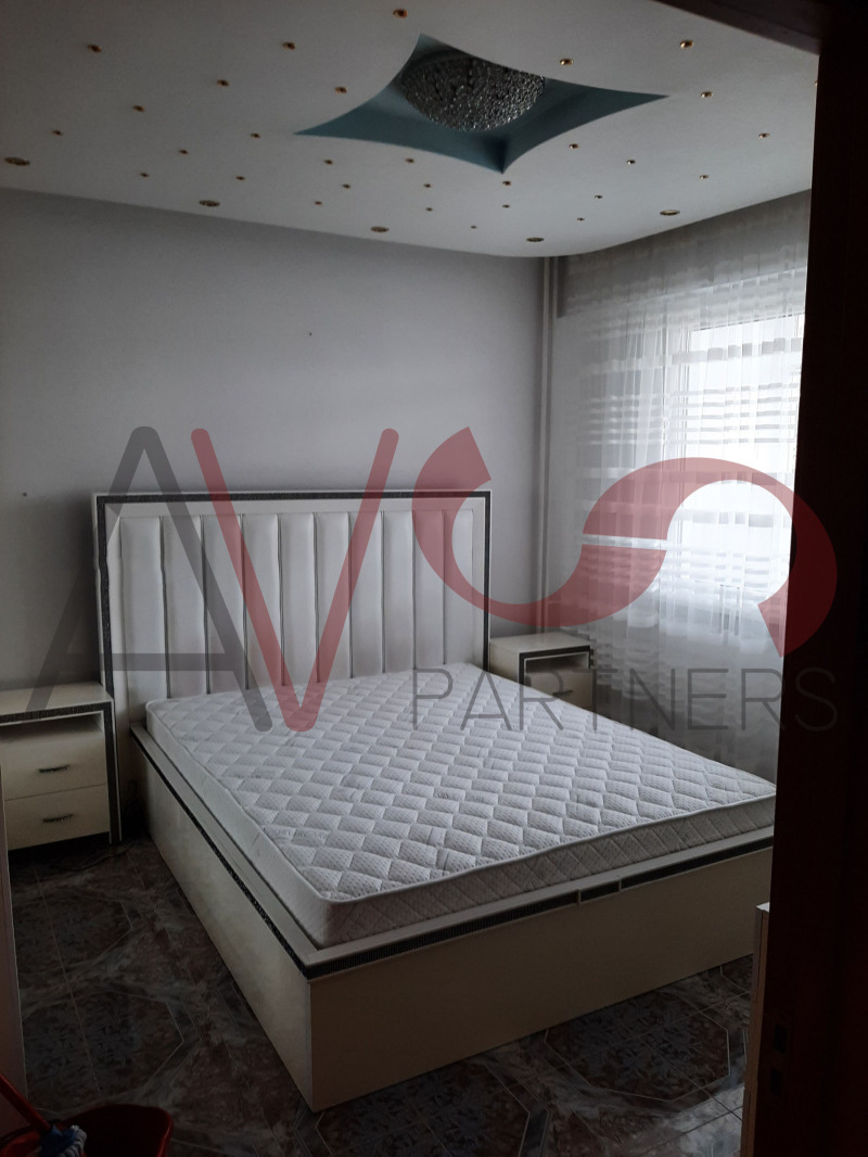 Zu vermieten  1 Schlafzimmer Sofia , Nadeschda 1 , 68 qm | 52816609 - Bild [4]