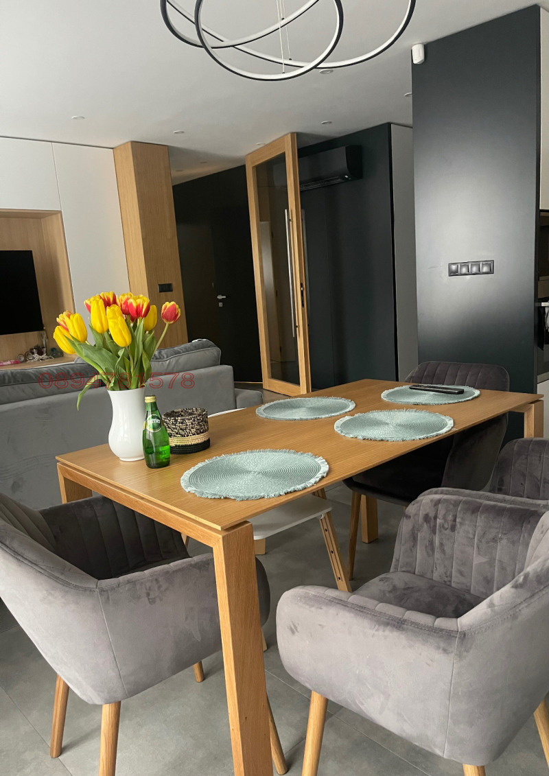 Дава под наем  3-стаен град София , Гео Милев , 100 кв.м | 50594877