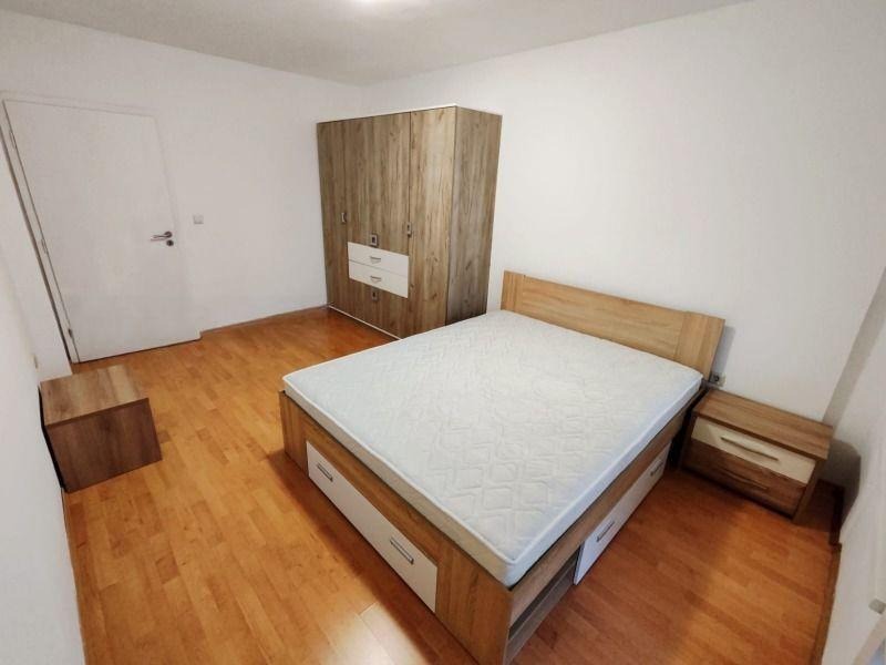 Дава под наем 4-СТАЕН, гр. София, Гео Милев, снимка 10 - Апартаменти - 53147966