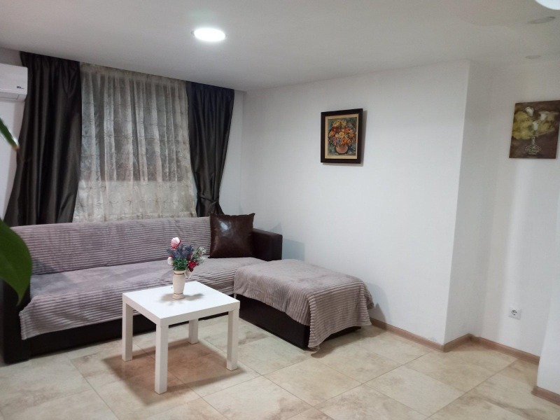 Дава под нем  Етаж от къща, град София, с. Кокаляне •  485 € • ID 99223911 — holmes.bg - [1] 