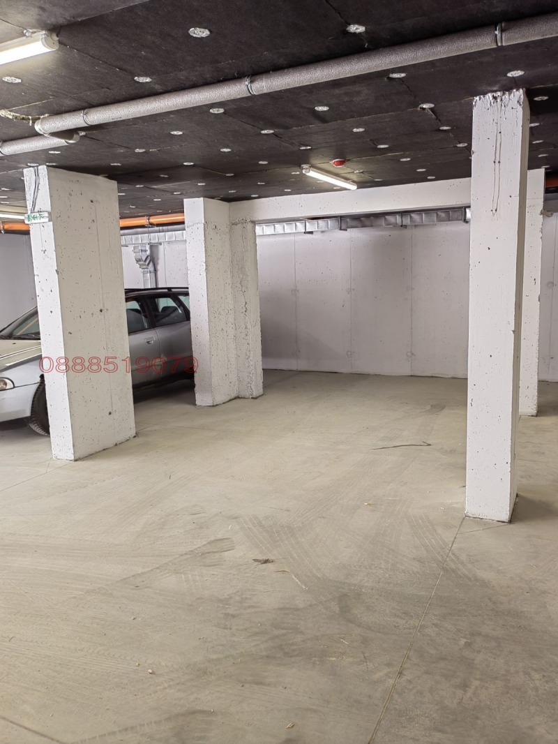 Дава под наем ГАРАЖ, ПАРКОМЯСТО, гр. София, Левски В