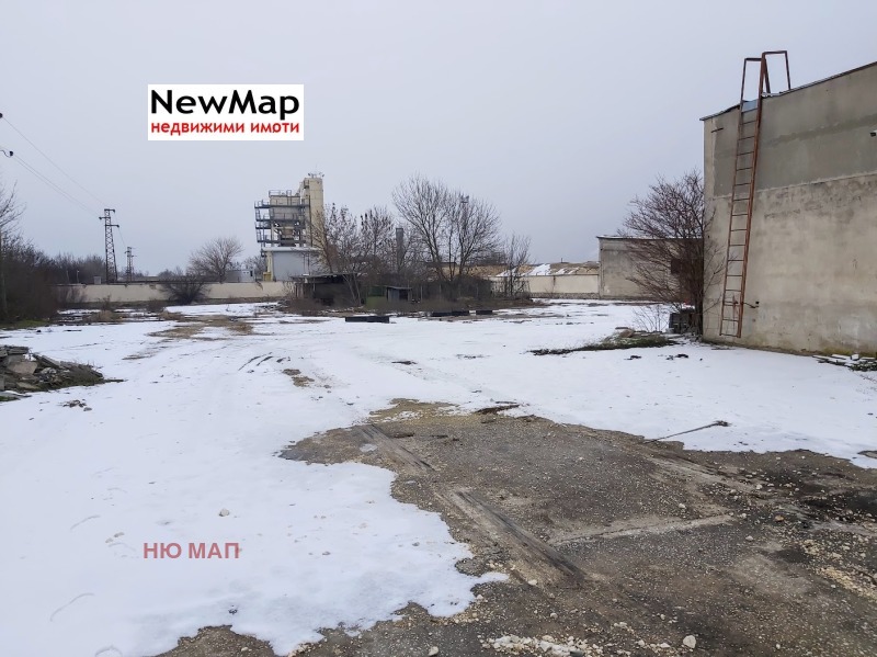 Дава под наем МЯСТО, с. Ясен, област Плевен, снимка 6 - Парцели - 53202728