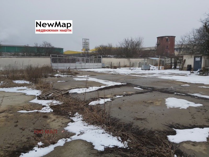 Дава под наем МЯСТО, с. Ясен, област Плевен, снимка 3 - Парцели - 53202728