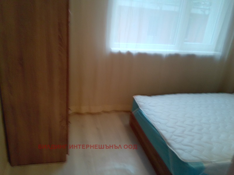 Zu vermieten  1 Schlafzimmer Weliko Tarnowo , Zentar , 36 qm | 73684251 - Bild [2]