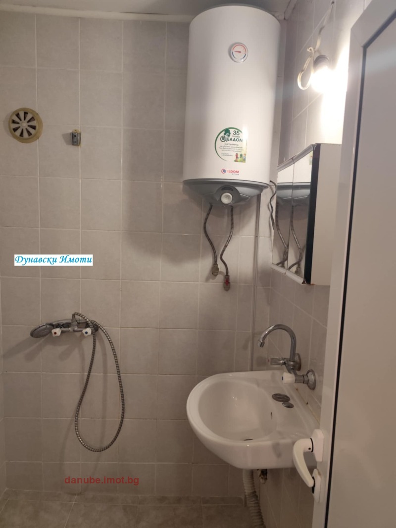 För uthyrning  1 sovrum Ruse , Centar , 50 kvm | 60077852 - bild [11]