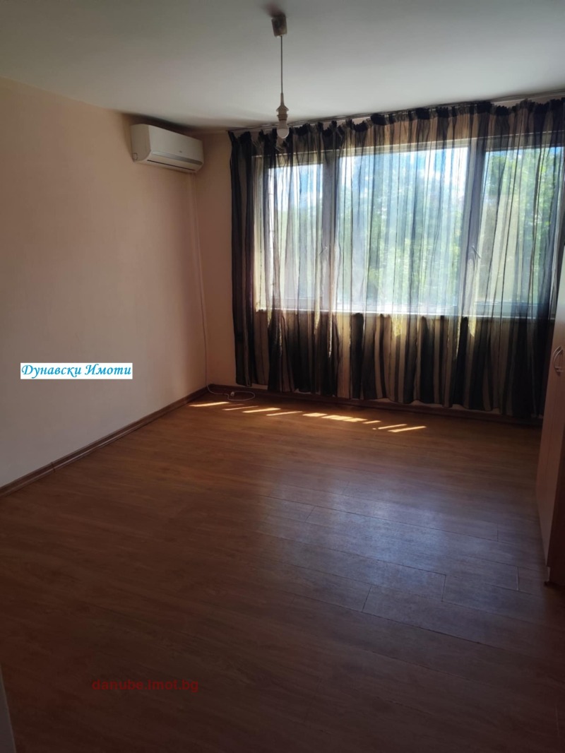 För uthyrning  1 sovrum Ruse , Centar , 50 kvm | 60077852 - bild [2]