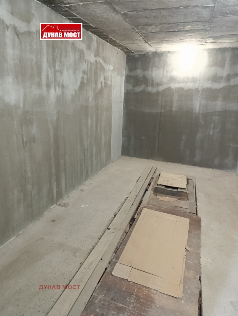 Дава под наем ГАРАЖ, ПАРКОМЯСТО, гр. Русе, Център, снимка 4 - Гаражи и паркоместа - 53164809