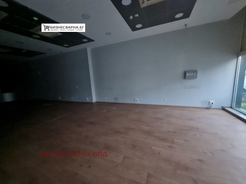 Дава под наем МАГАЗИН, гр. Варна, Младост 1, снимка 2 - Магазини - 52732737