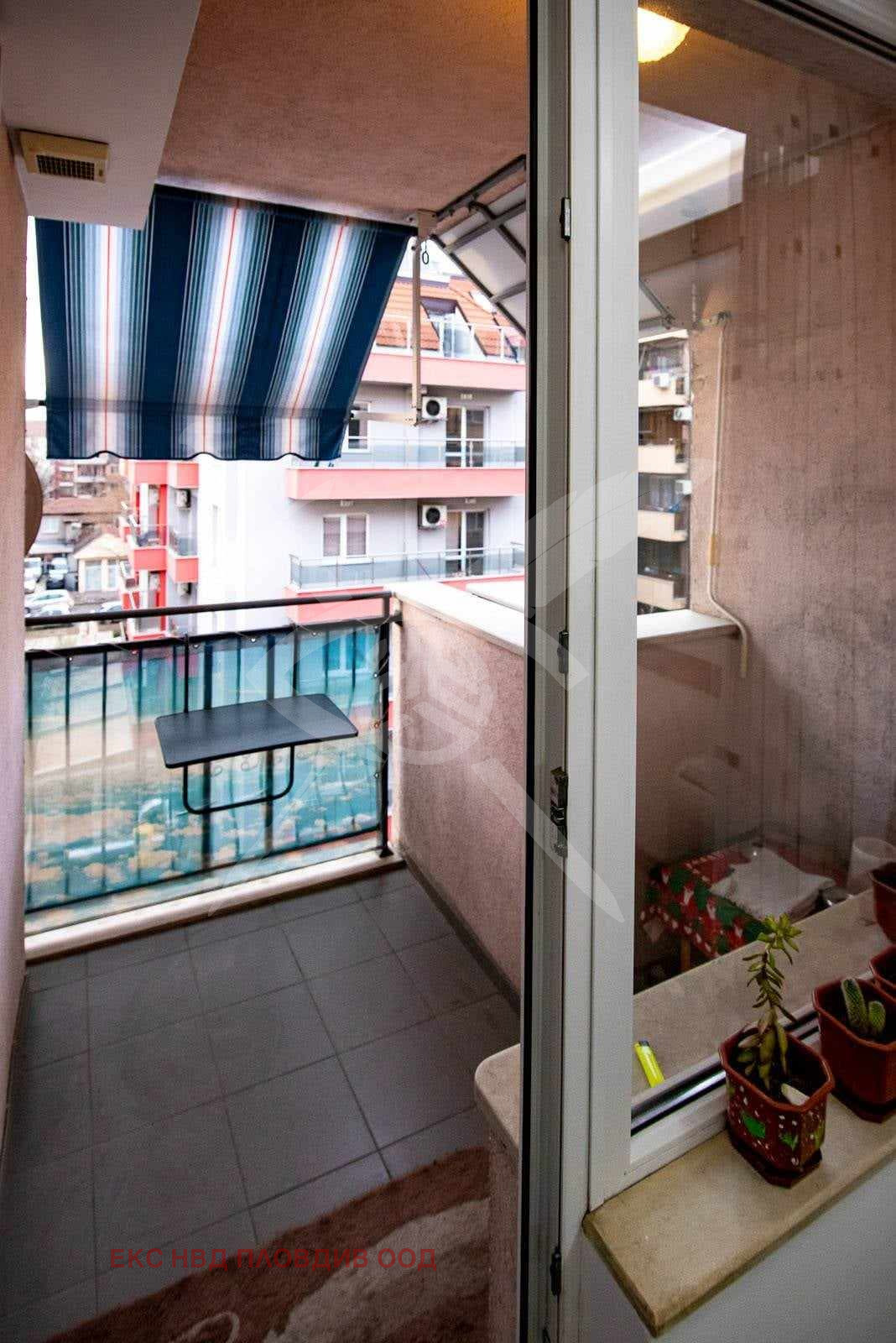 Дава под наем 3-СТАЕН, гр. Пловдив, Кючук Париж, снимка 11 - Апартаменти - 53998526