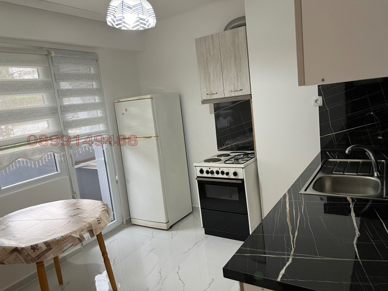 Дава под наем 2-СТАЕН, гр. Кърджали, Възрожденци, снимка 2 - Апартаменти - 52780519