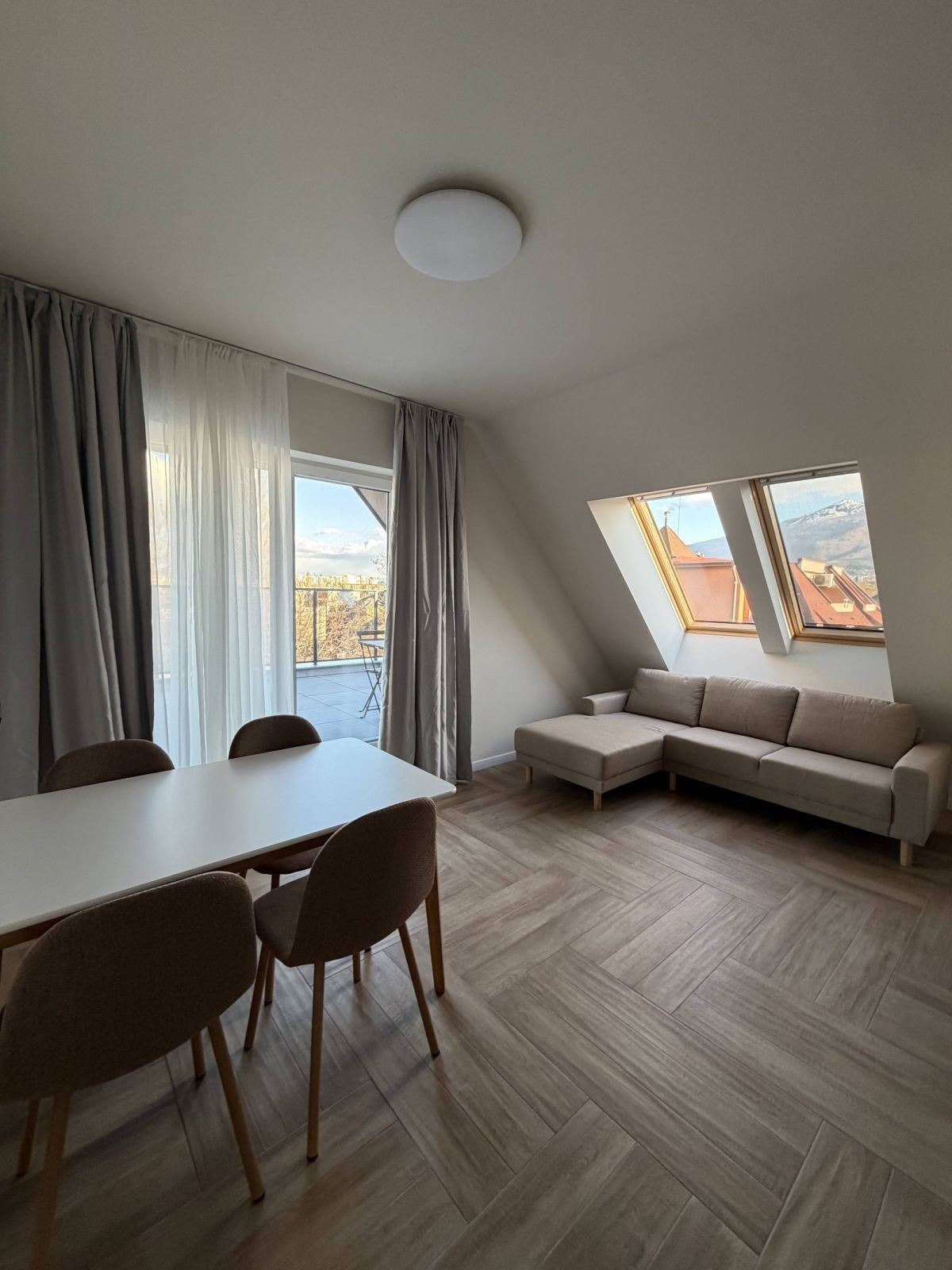 Дава под наем 2-СТАЕН, гр. София, Овча купел, снимка 2 - Апартаменти - 54218116