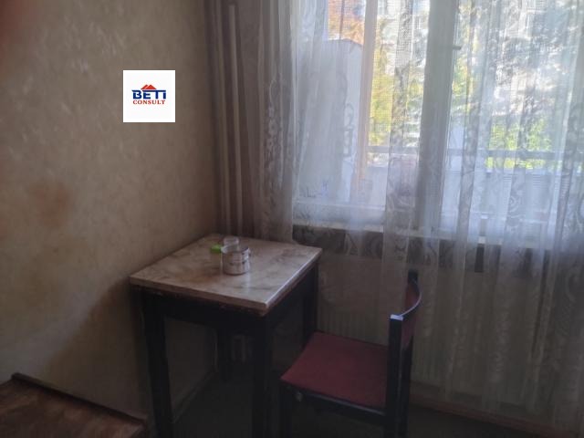 Дава под наем СТАЯ, гр. София, Зона Б-5, снимка 3 - Стаи под наем - 54911102