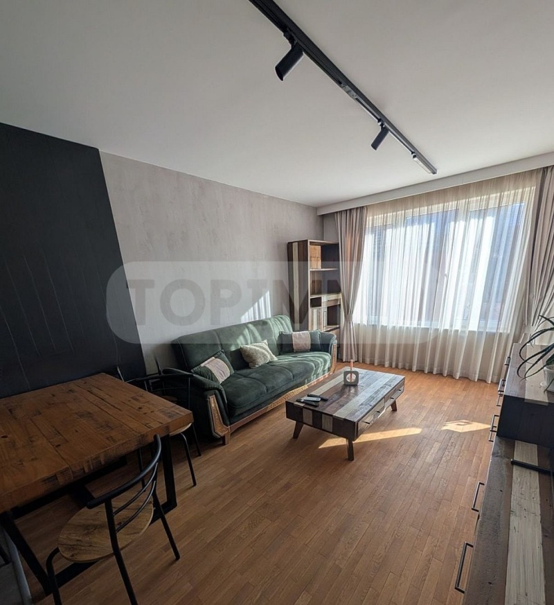 Дава под наем 3-СТАЕН, гр. Варна, ВИНС-Червен площад