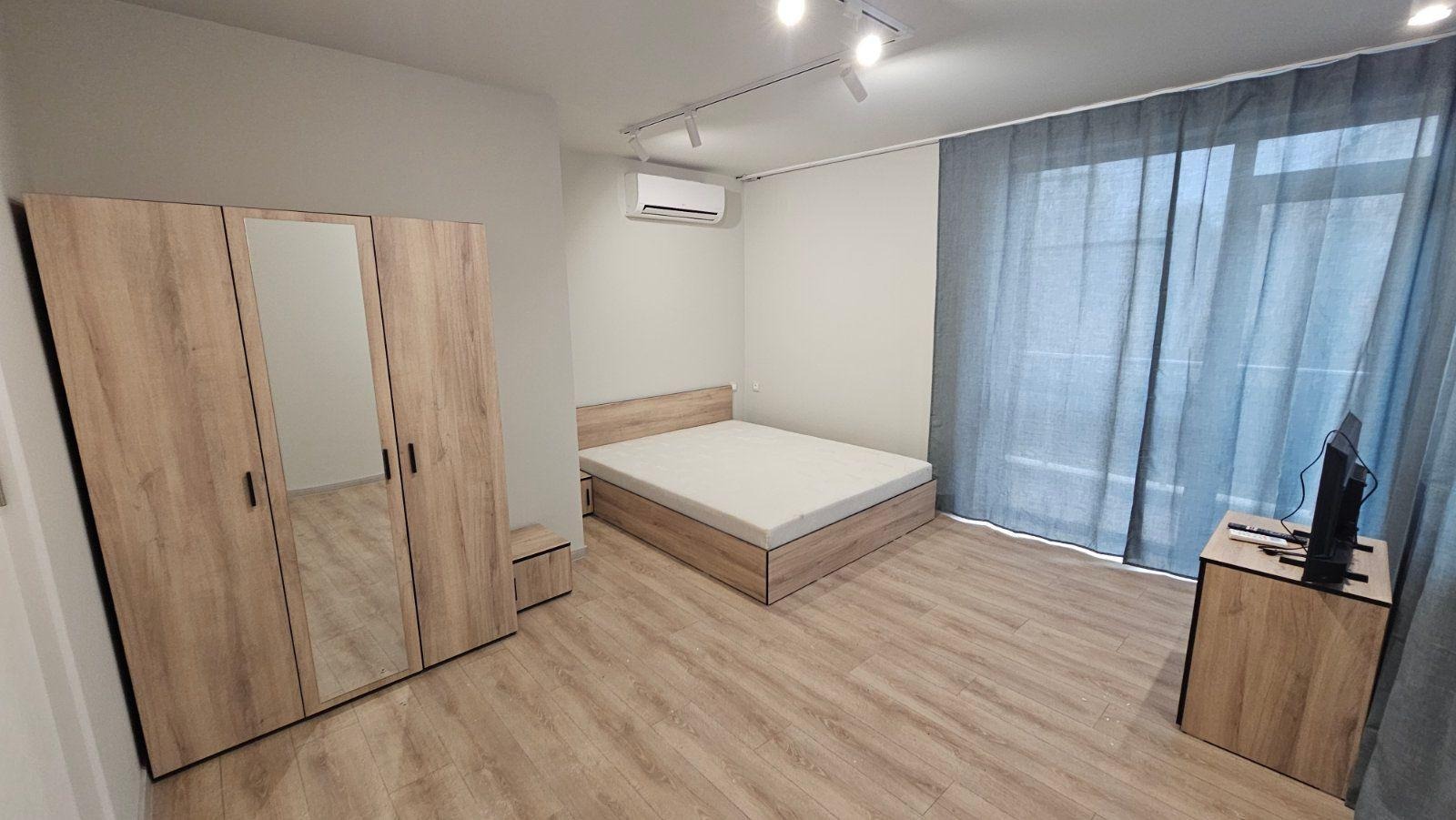 Дава под наем ЕТАЖ ОТ КЪЩА, гр. Варна, Цветен квартал, снимка 3 - Етаж от къща - 53604829