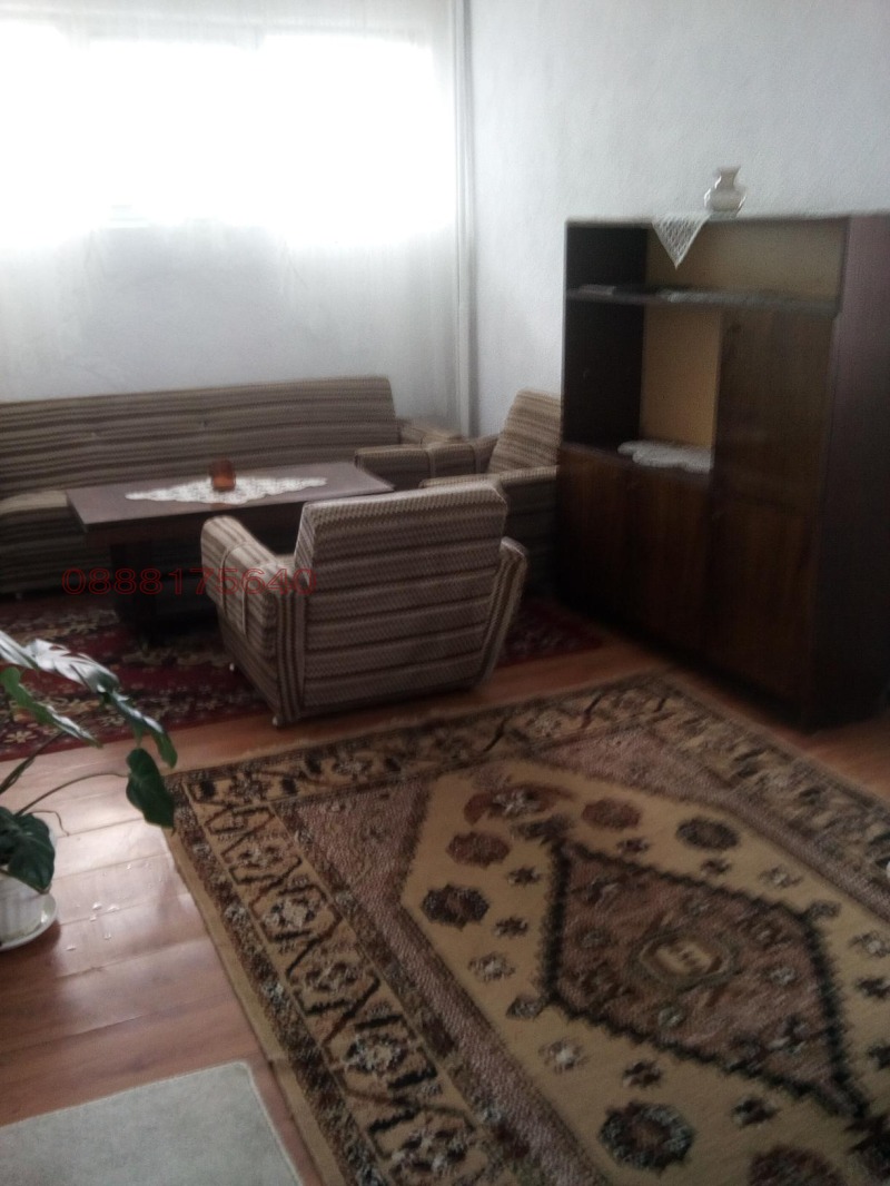 Дава под наем 1-СТАЕН, гр. Смолян, Нов център