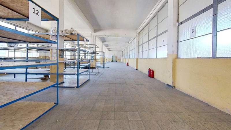 Para alugar  Construção industrial Gabrovo , Promichlena zona , 793 m² | 97937579 - imagem [3]