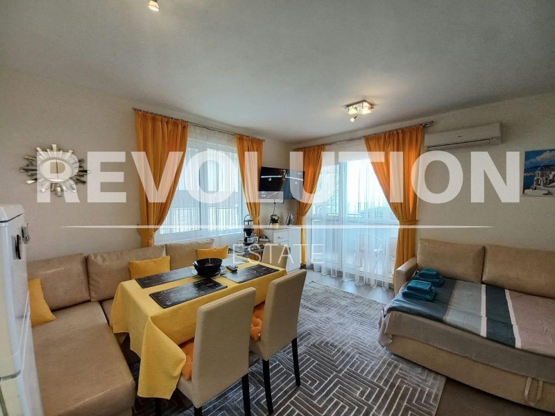 Дава под нем  1-стаен, град Варна, м-т Ален мак •  195 EUR • ID 77031675 — holmes.bg - [1] 