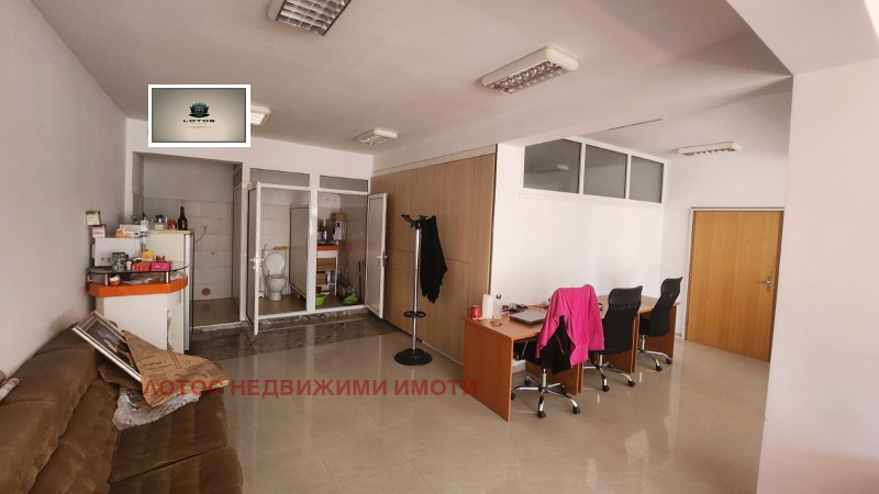 Te huur  Kantoor Veliko Tarnovo , Tsentar , 75 m² | 55258646 - afbeelding [7]