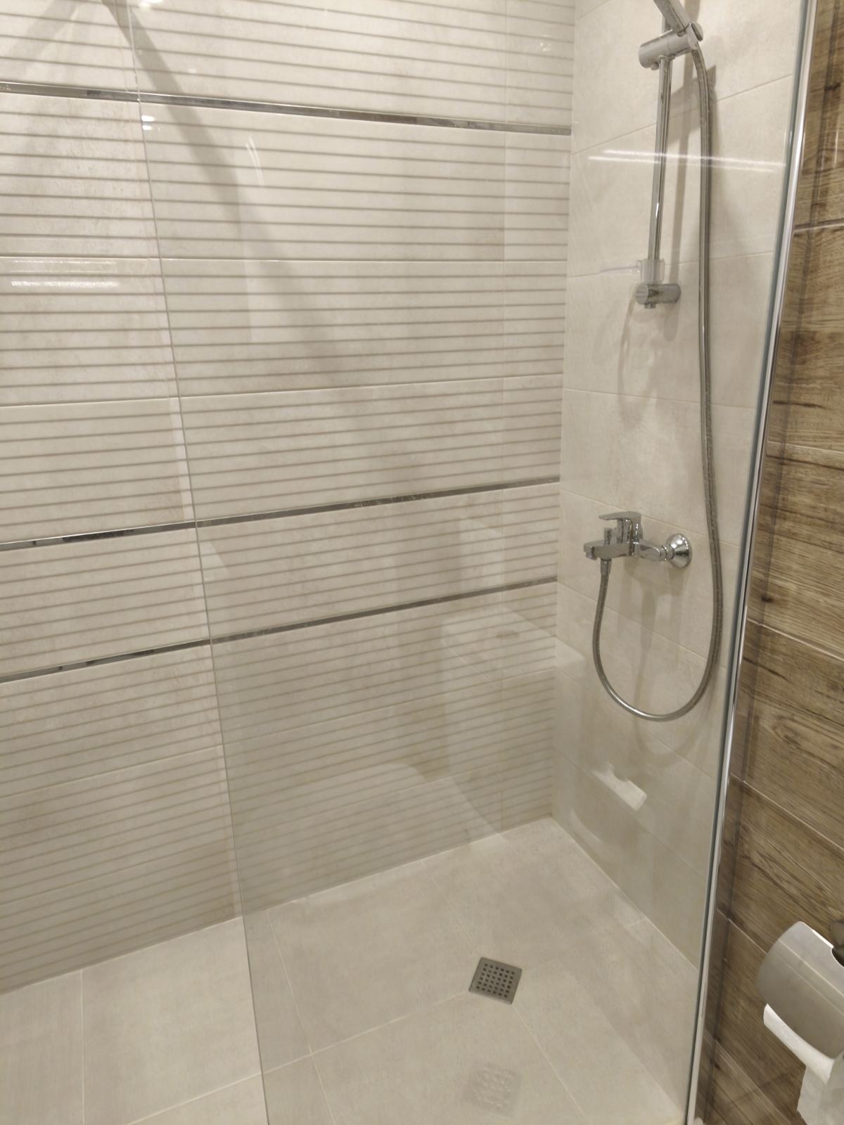 Дава под наем 2-СТАЕН, гр. Варна, Лятно кино Тракия, снимка 12 - Апартаменти - 53899629