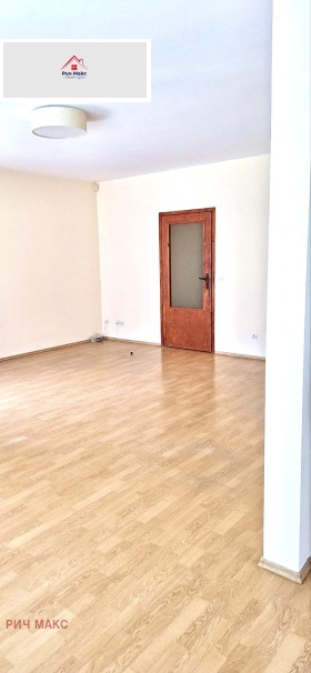 2 dormitoare Mladost 1, Sofia