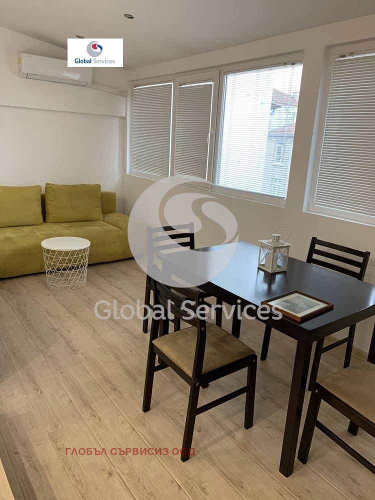 För uthyrning  1 sovrum Sofia , Centar , 65 kvm | 56079045 - bild [3]
