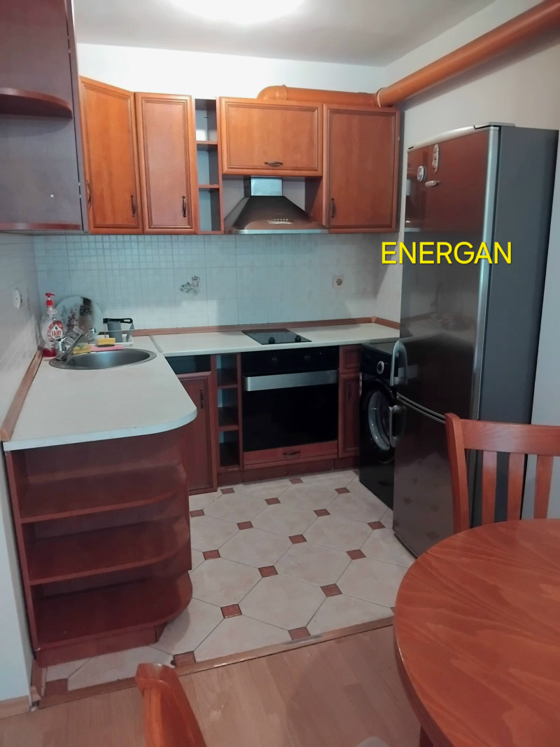 Til leie  1 soverom Sofia , Mladost 1 , 45 kvm | 65973490
