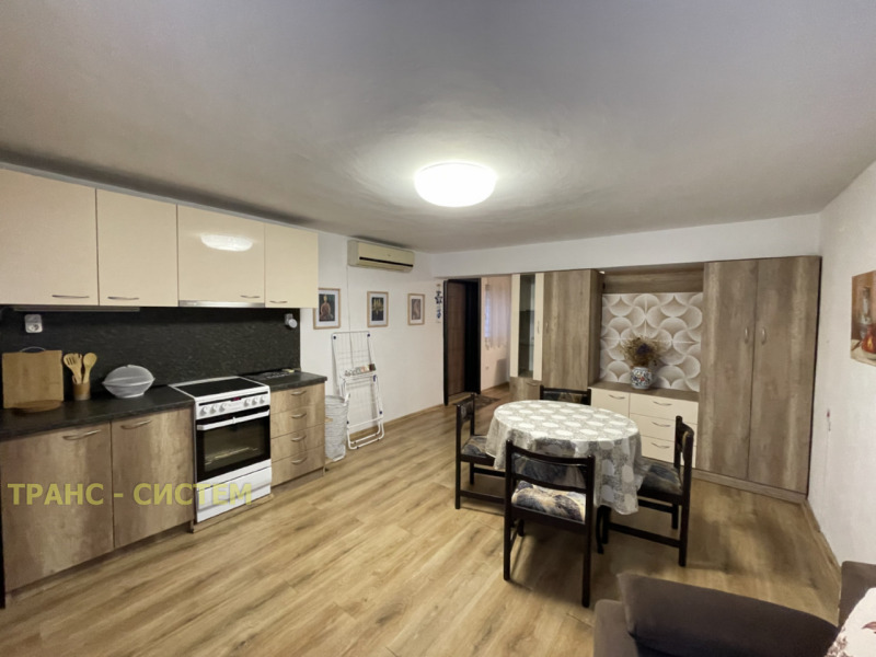 Дава под наем 2-СТАЕН, гр. Бургас, Център, снимка 3 - Апартаменти - 53046391