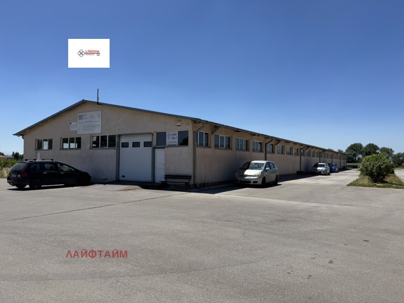 Издаје се  Индустријска зграда регион Софиа , Голјановци , 1219 м2 | 97680357