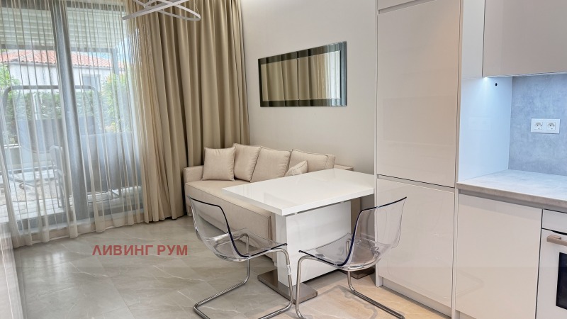 Te huur  Studio Varna , k.k. Sv.Sv. Konstantin i Elena , 42 m² | 44000007