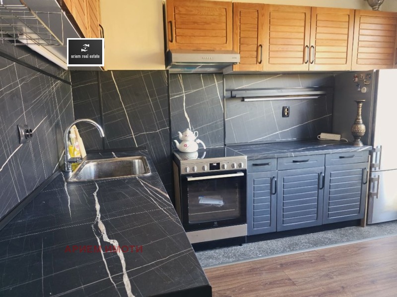 Издаје се  2 спаваће собе Софија , Изток , 90 м2 | 74602889 - слика [12]