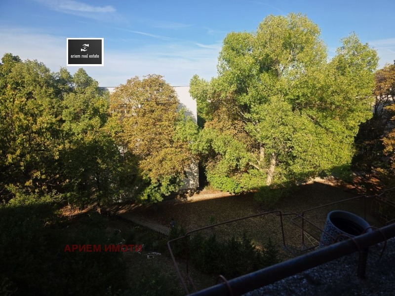 Издаје се  2 спаваће собе Софија , Изток , 90 м2 | 74602889 - слика [10]