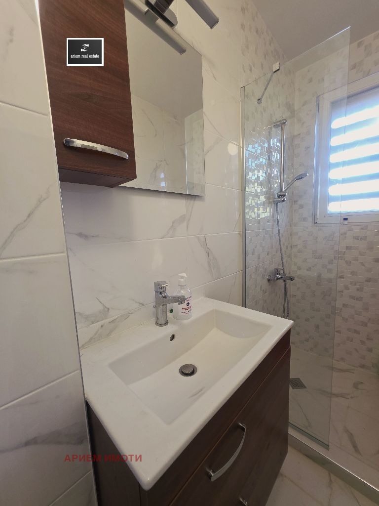 Издаје се  2 спаваће собе Софија , Изток , 90 м2 | 74602889 - слика [9]