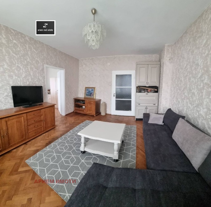 Da affittare  2 camere da letto Sofia , Iztok , 90 mq | 74602889