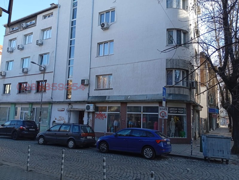 Дава под наем 3-СТАЕН, гр. София, Център, снимка 2 - Апартаменти - 52962236