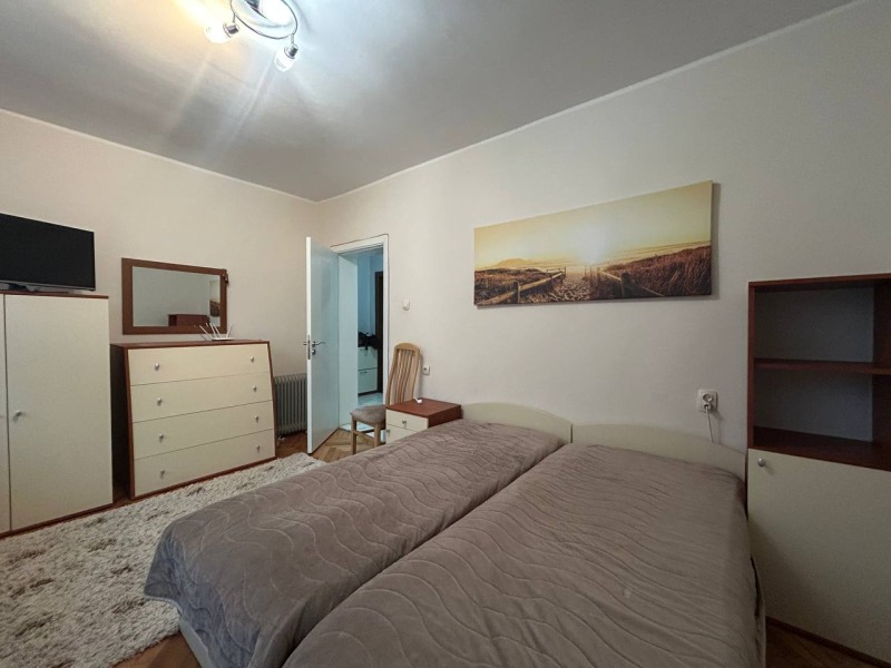 Дава под наем 2-СТАЕН, гр. Бургас, Център, снимка 7 - Апартаменти - 53469533