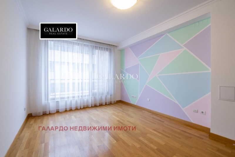 Дава под наем 4-СТАЕН, гр. София, Изток, снимка 8 - Апартаменти - 53519446