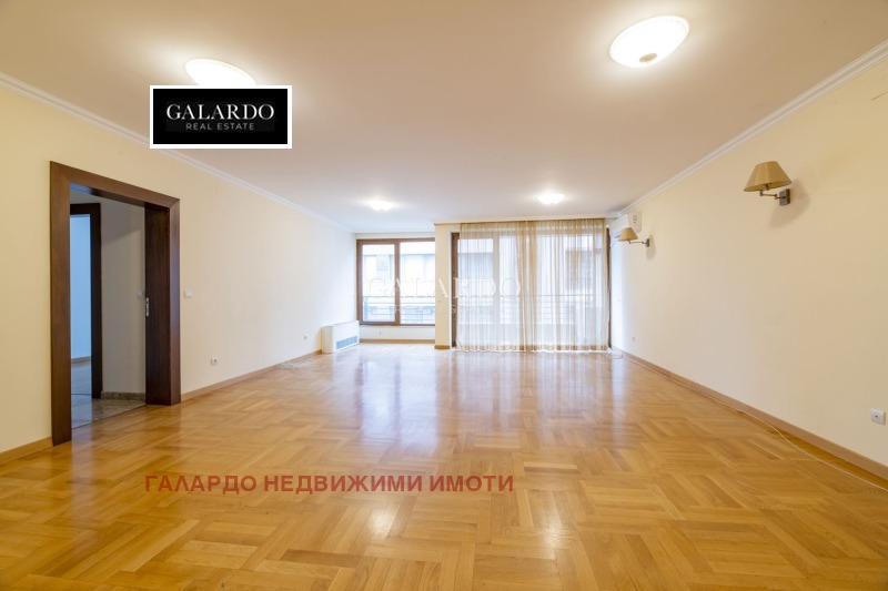 Дава под наем 4-СТАЕН, гр. София, Изток, снимка 5 - Апартаменти - 53519446