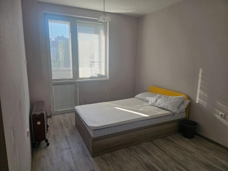 Дава под нем  2-стаен, град София, Павлово •  425 € • ID 56412624 — holmes.bg - [1] 