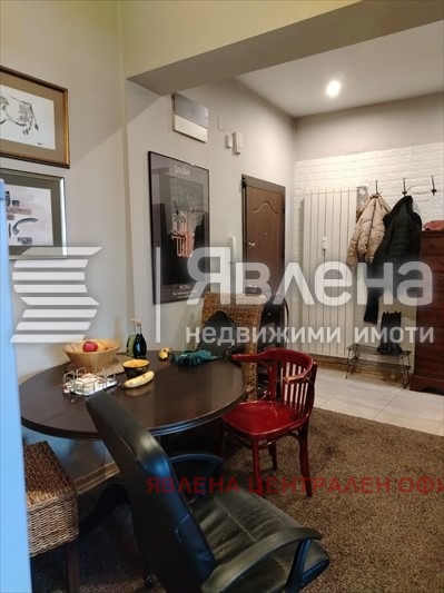 Дава под наем 2-СТАЕН, гр. София, Център, снимка 2 - Апартаменти - 53556015