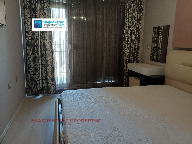 Дава под наем 3-СТАЕН, гр. Благоевград, Еленово 1, снимка 2 - Апартаменти - 53097267