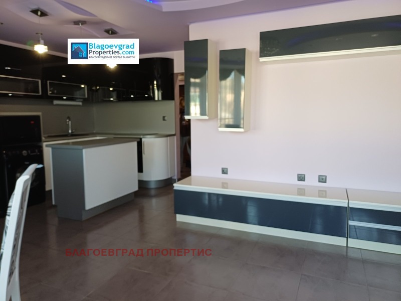 Дава под наем 3-СТАЕН, гр. Благоевград, Еленово 1, снимка 7 - Апартаменти - 53097267