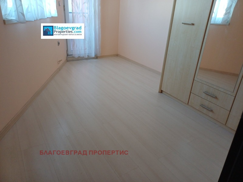 Дава под наем 3-СТАЕН, гр. Благоевград, Еленово 1, снимка 15 - Апартаменти - 53097267